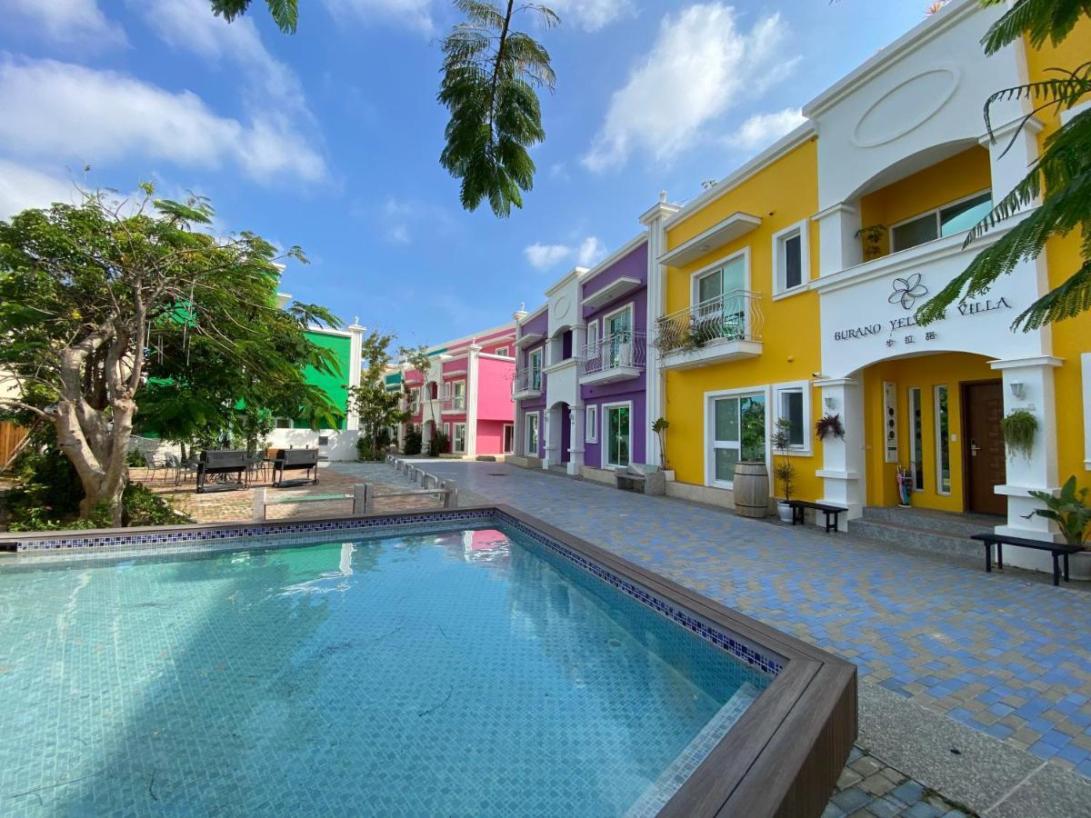 Burano Yellow Villa Heng-ch'un Екстериор снимка