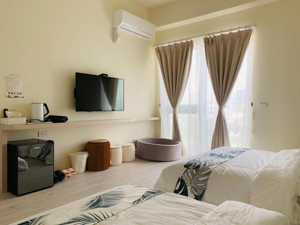 Burano Yellow Villa Heng-ch'un Екстериор снимка
