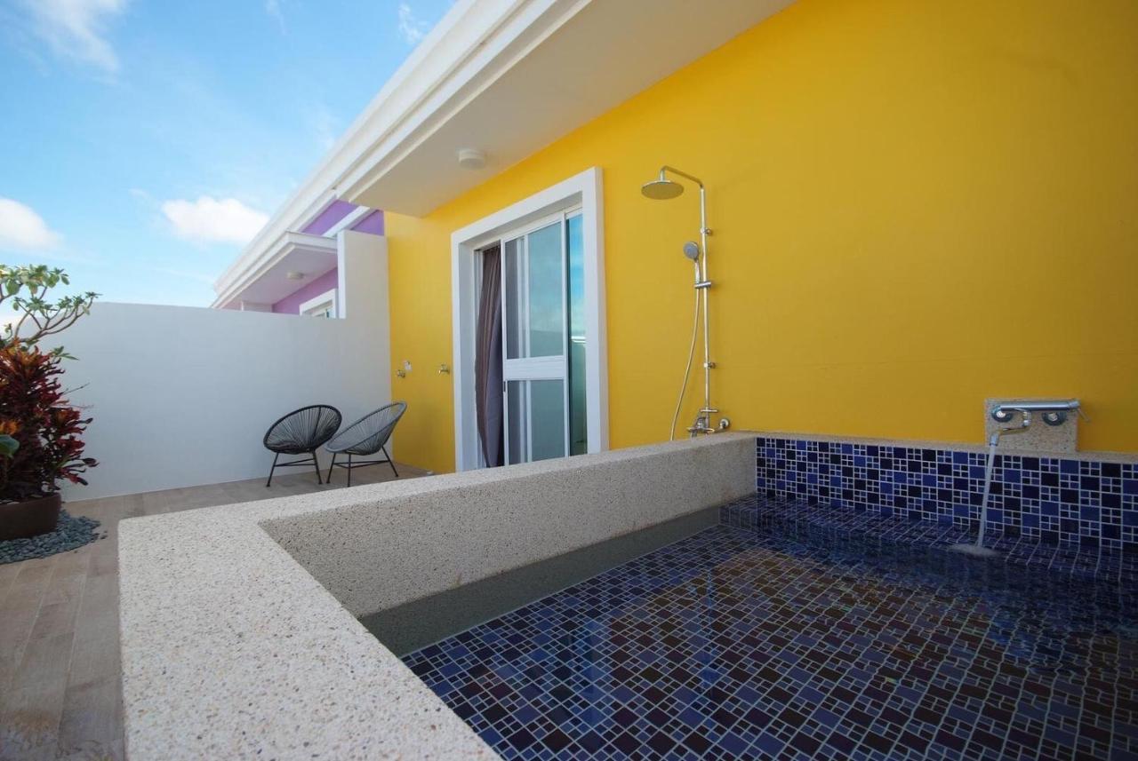 Burano Yellow Villa Heng-ch'un Екстериор снимка