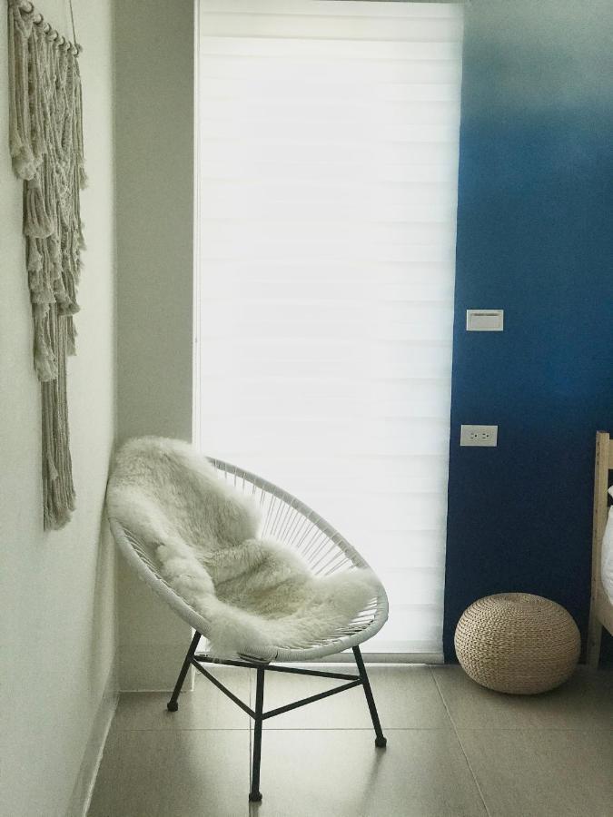 Burano Yellow Villa Heng-ch'un Екстериор снимка